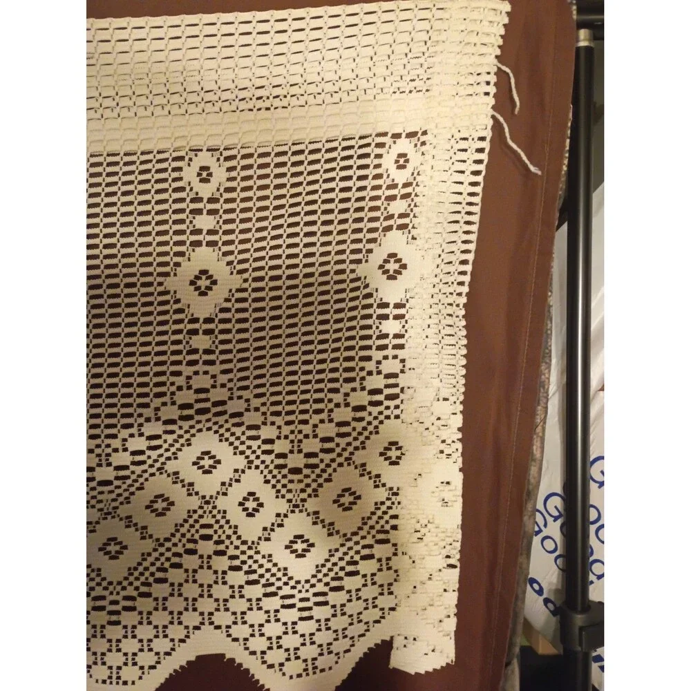 vintage-style crochet lace window valance featuring a geometric diamond 3 Piece